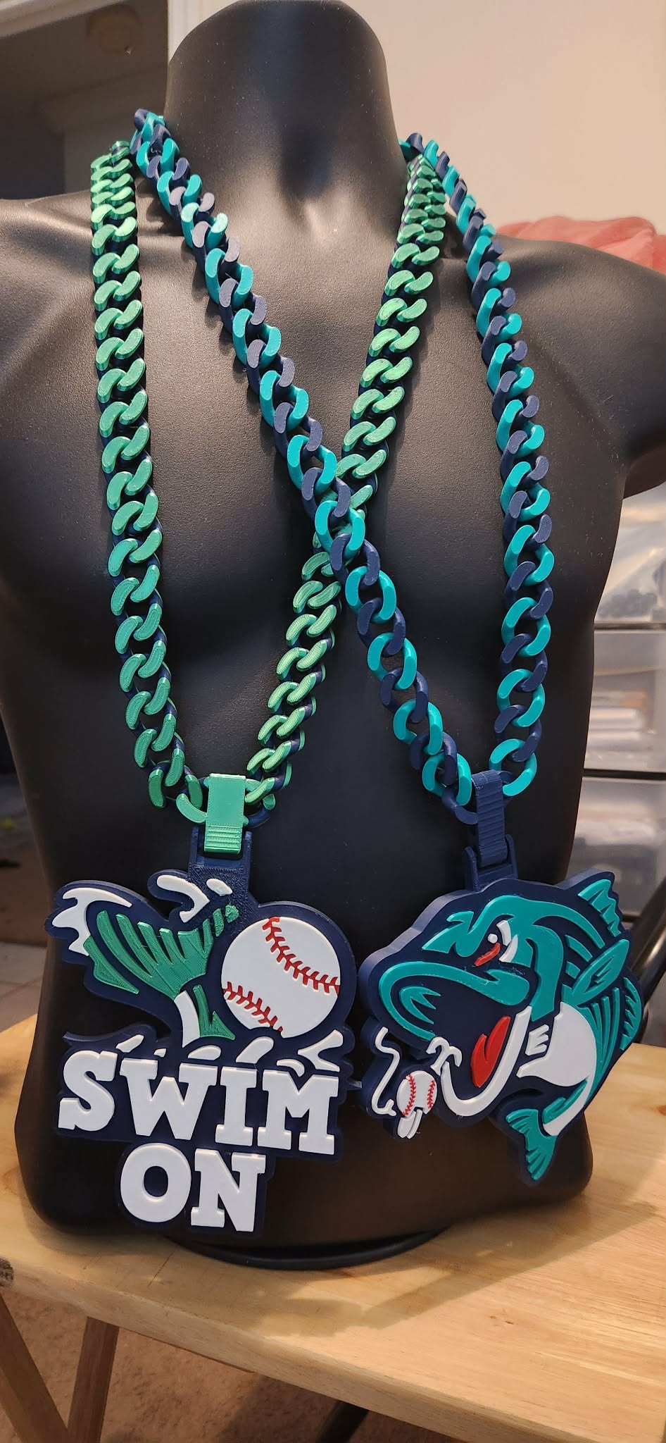 Custom Hype Chain