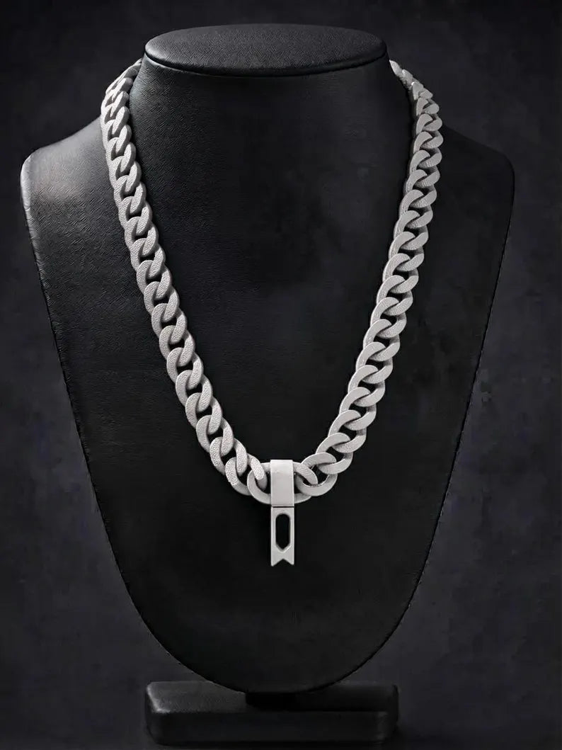 Custom Hype Chain